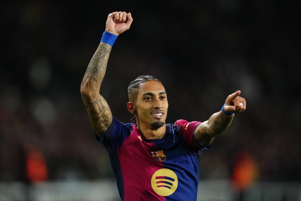 世体：拉菲尼亚受伤  复健    顺利，有望赶上26日的国家德比