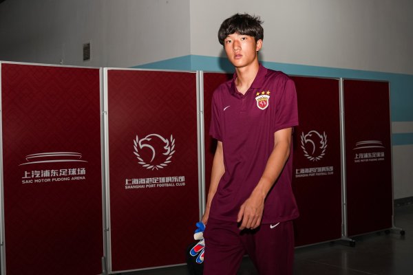 苏媒：U18国足新一期集训名单中，两人本赛季曾征战苏超